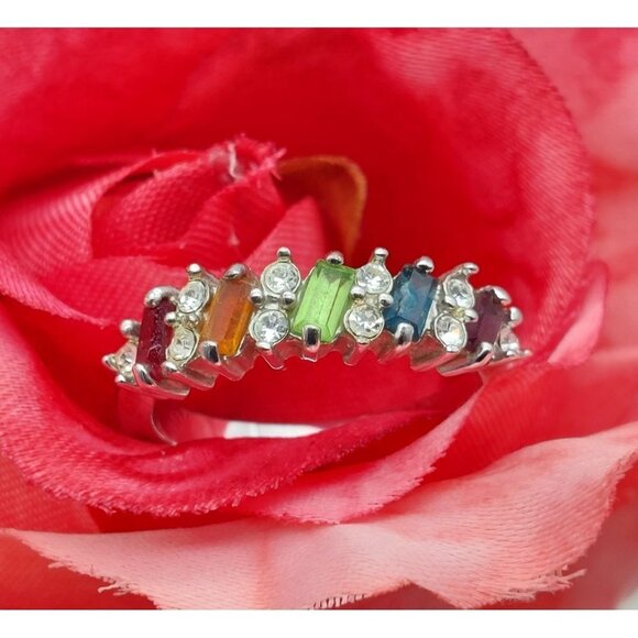 Cute Silver Tone Clear & Colorful Crystal Fashion Ring Size 7 - Picture 5 of 9